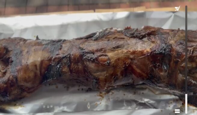 1 Whole Roasted Lamb (Pre-order for at least 3 days before delivery or pick-up date)